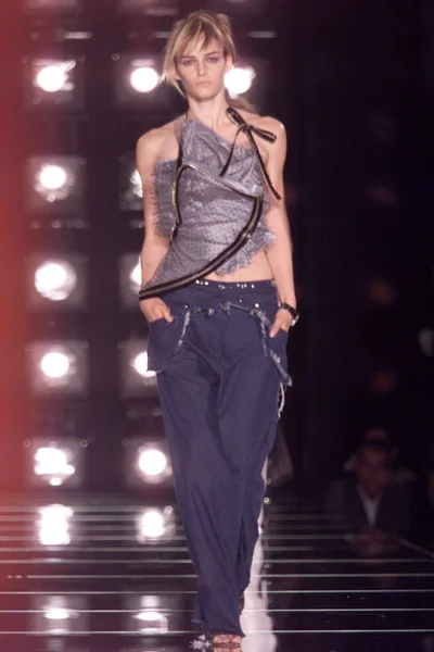 Look 33